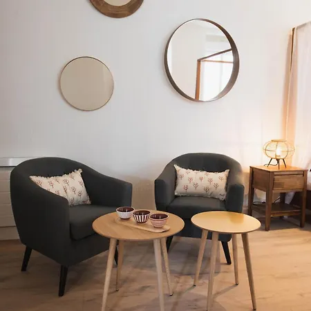 Apartment Idealement Situe Dans L'ecusson Nimes